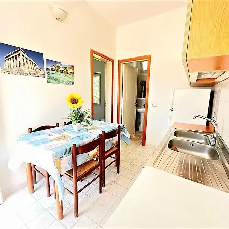 Holiday home Casette A Due Passi Dal Mare